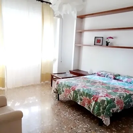 Проживание в семье Wendy House Рим
